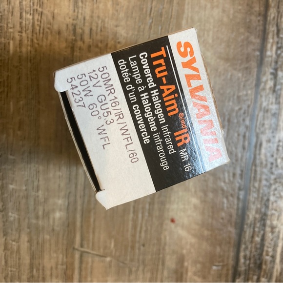 NIP, SYLVANIA Tru-Aim IR MR16 Halogen Infrared Bulb Replacement 50MR16/IR/WFL/60 - Picture 4 of 8